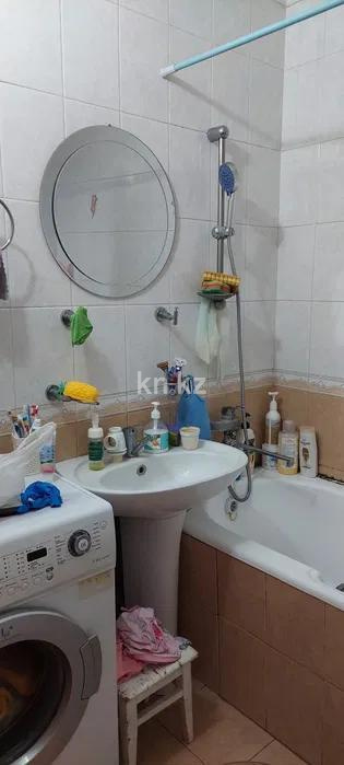 Продажа 2-комнатной квартиры, 50 м², мкр. Аксай-3а, дом  53 в Алматы - фото 4