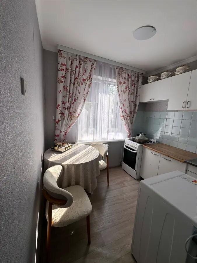 Продажа 1-комнатной квартиры, 35 м² в Алматы - фото 2