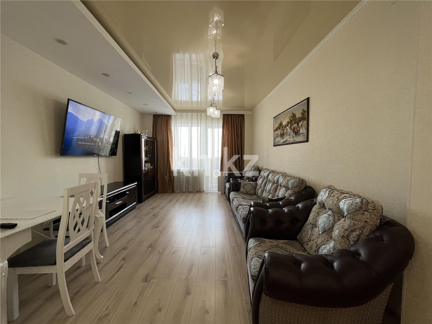 Продажа 3-комнатной квартиры, 95 м², пр. Республики в Караганде