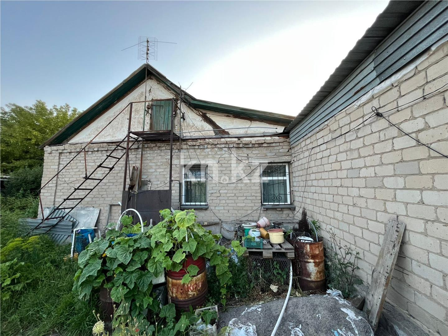 Продажа 3-комнатного дома, 85 м² в Караганде