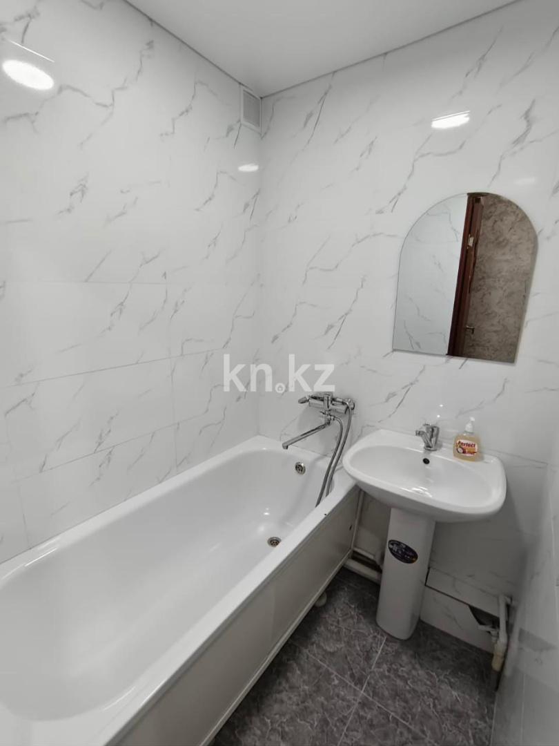 Продажа 1-комнатной квартиры, 36 м² в Караганде - фото 13