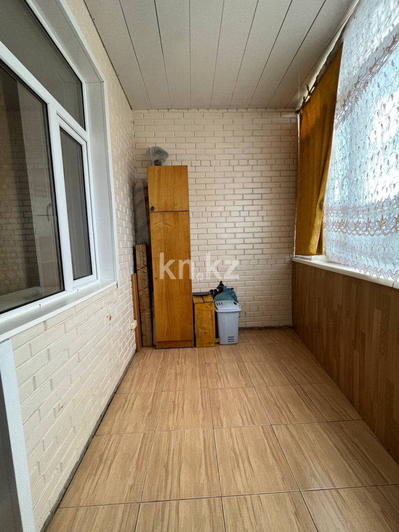 Продажа 4-комнатной квартиры, 136 м², ул. Аманжолова, дом  65/4 в Караганде - фото 7