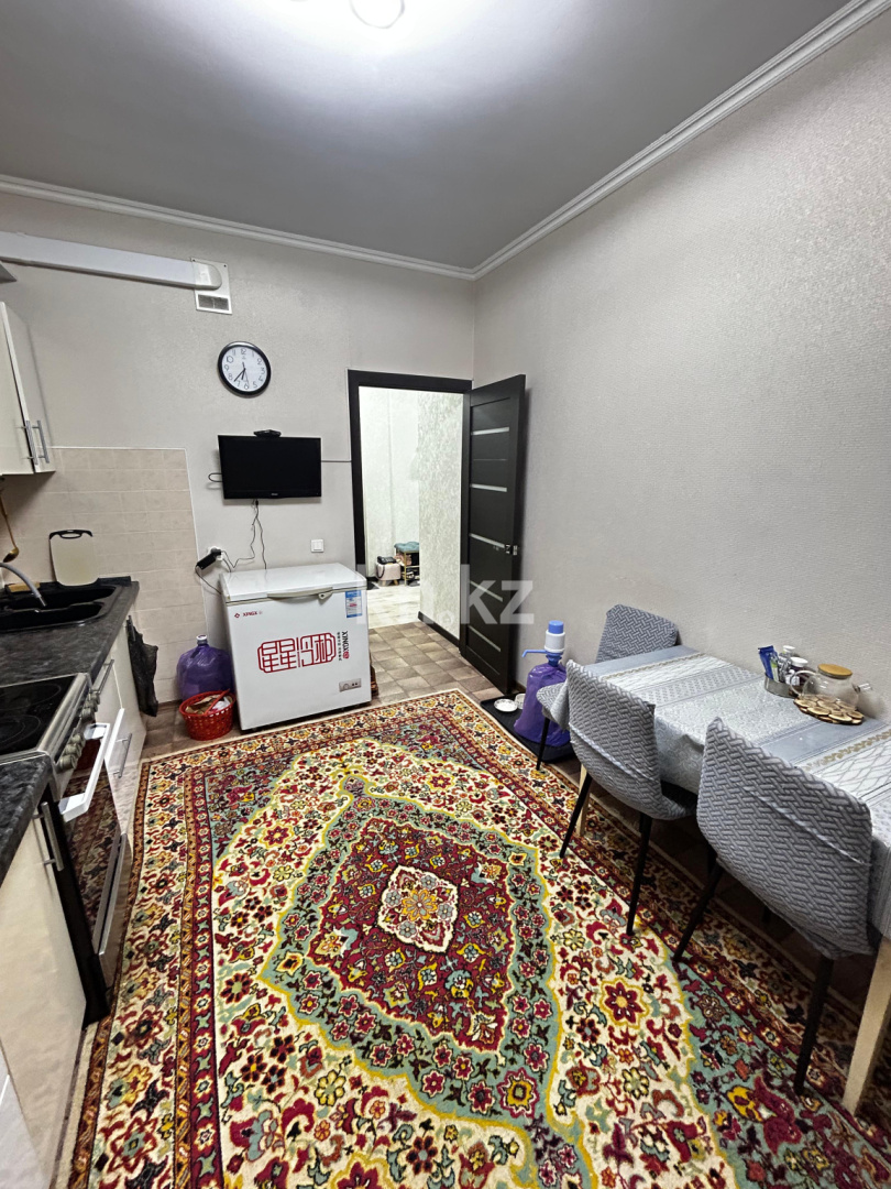 Продажа 2-комнатной квартиры, 60 м², ул. Сарыарка, дом  31 в Караганде - фото 6