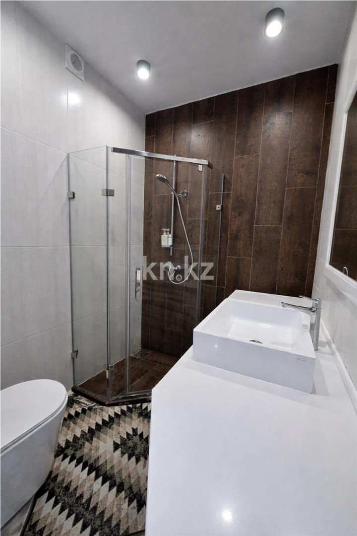 Продажа 2-комнатной квартиры, 68 м² в Караганде - фото 7