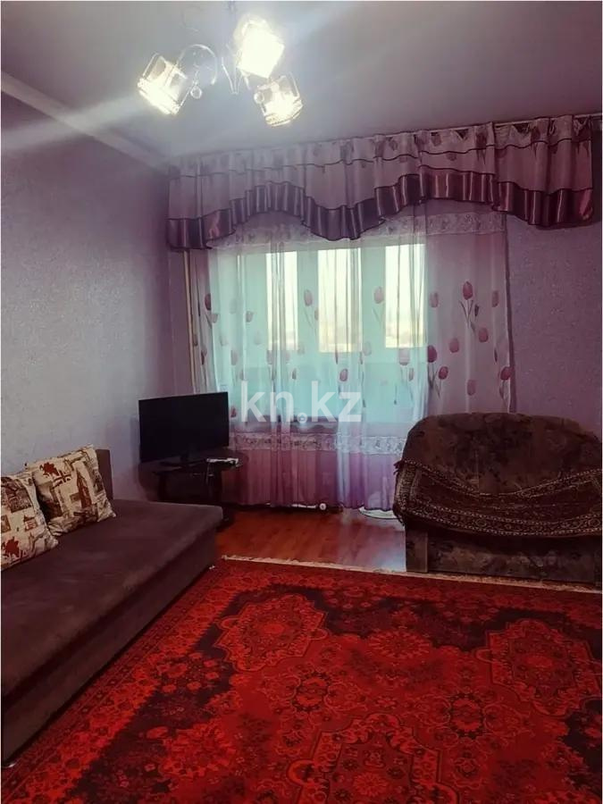 Продажа 3-комнатной квартиры, 64.7 м², ул. Толе би, дом  278 в Алматы