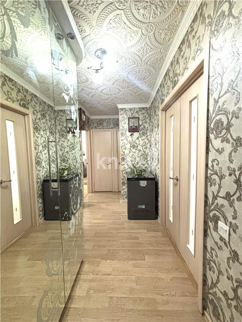 Продажа 3-комнатной квартиры, 61 м², ул. Крылова, дом  4а в Караганде - фото 10