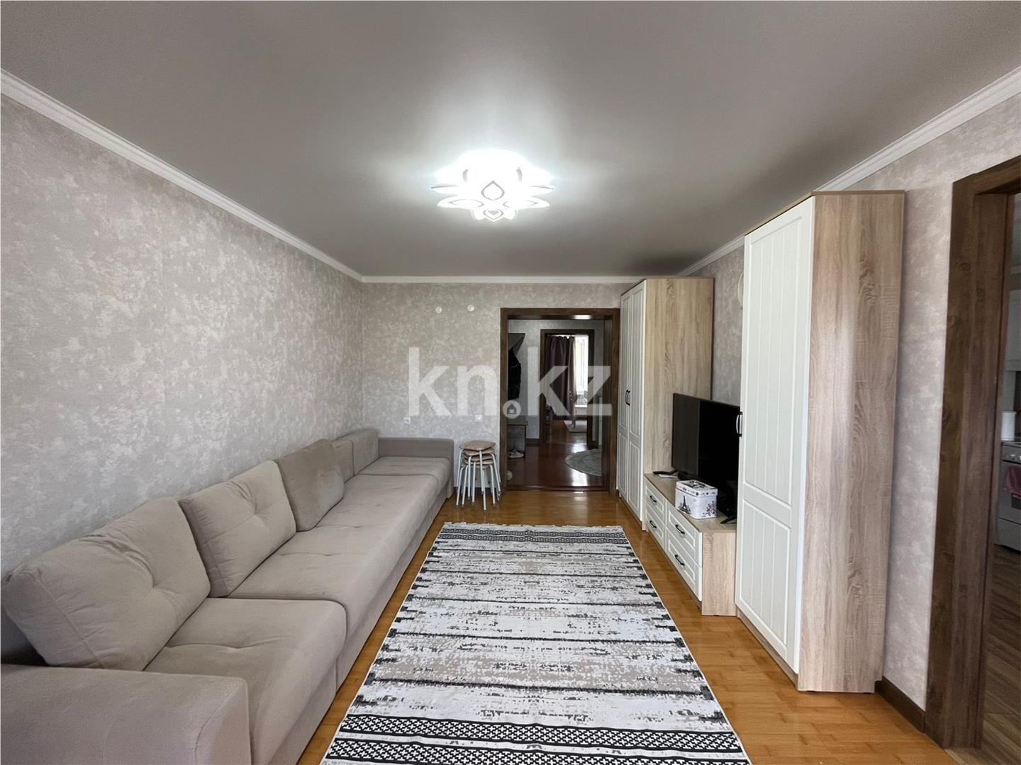 Продажа 3-комнатной квартиры, 57 м², мкр-н 12, дом  11а в Караганде - фото 3