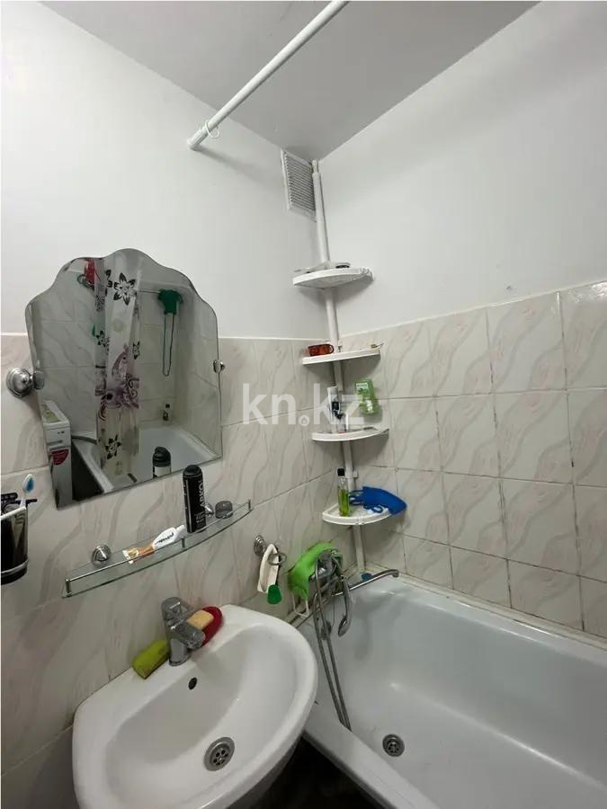 Продажа 4-комнатной квартиры, 75 м², мкр-н Голубые Пруды, дом  6 в Караганде - фото 5