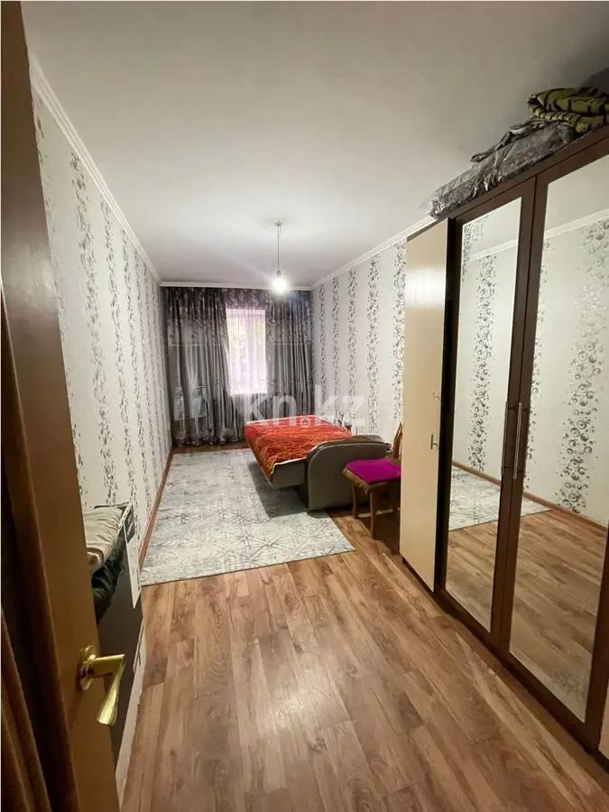 Продажа 3-комнатной квартиры, 58 м², 21 мкр., дом  22 в Караганде - фото 3