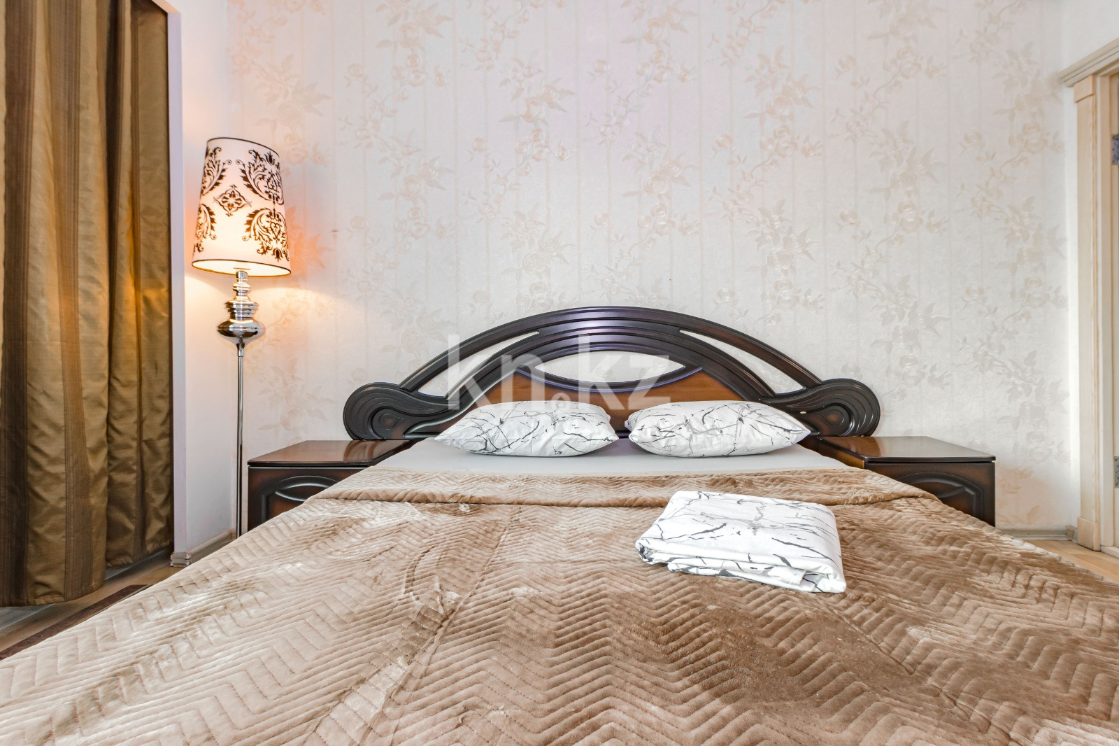 Аренда 4-комнатной квартиры посуточно, 156 м², ул. Достык, дом  5 в Астане - фото 16