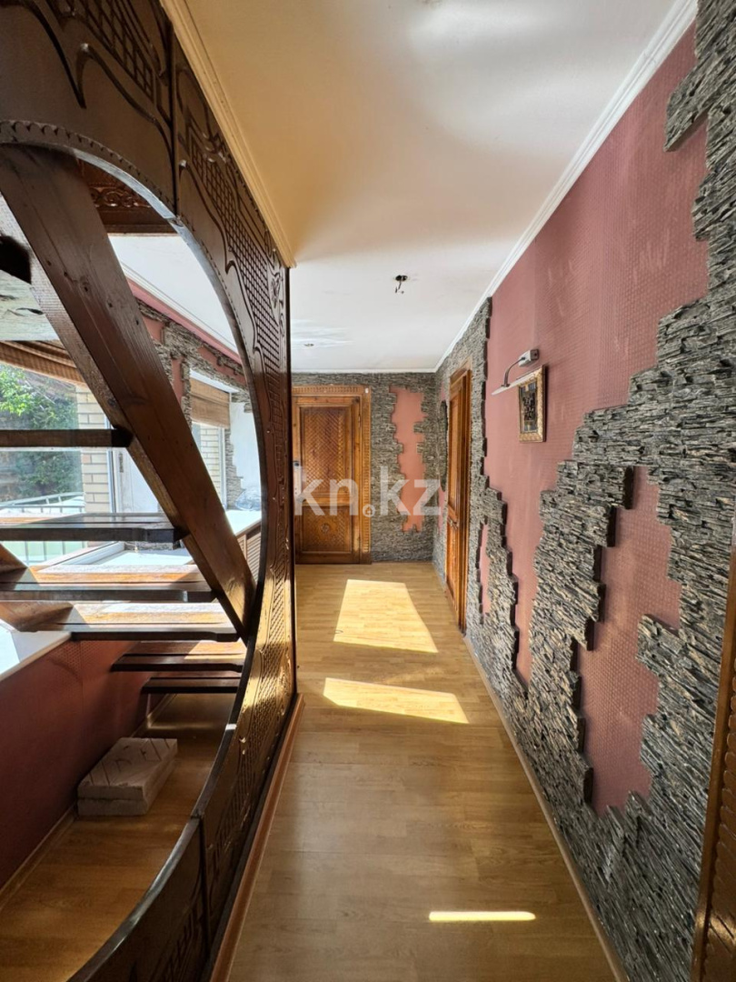 Продажа 5-комнатного дома, 373 м² в Караганде - фото 29