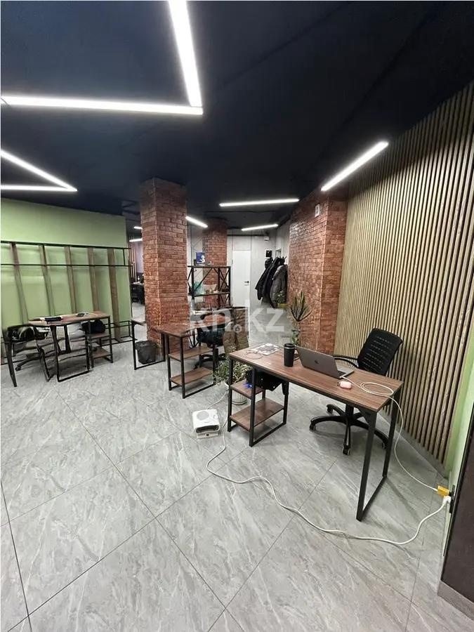 Продажа 3-комнатной квартиры, 95 м² в Алматы