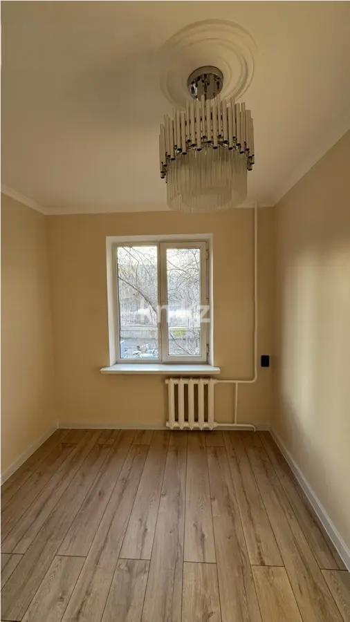 Продажа 3-комнатной квартиры, 59 м², ул. Валиханова, дом  34 в Алматы - фото 2