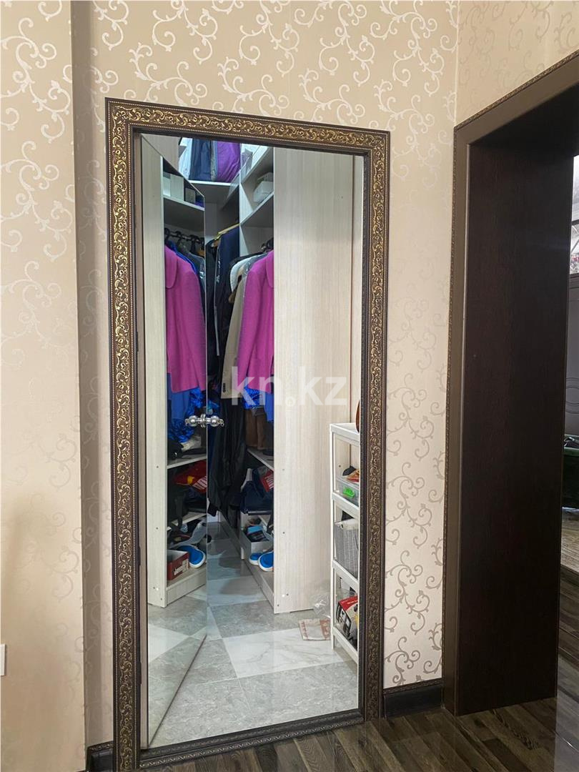 Продажа 3-комнатной квартиры, 116 м², мкр-н Алтын Арка, дом  19 в Караганде - фото 8