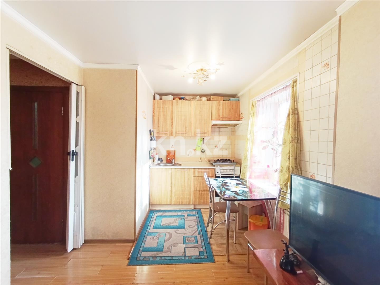 Продажа 3-комнатной квартиры, 58 м², ул. Космодемьянской, дом  1а в Караганде - фото 2