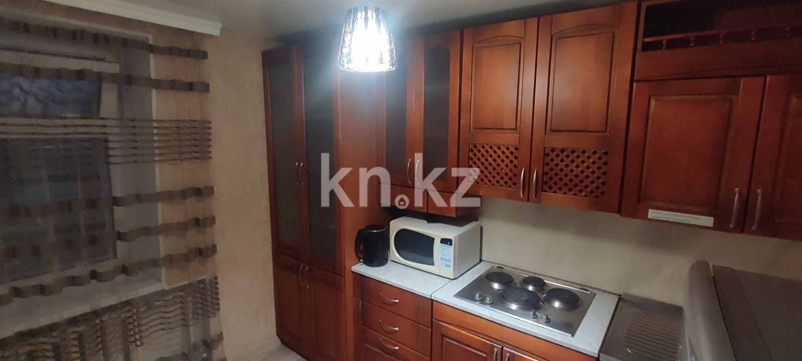 Аренда 1-комнатной квартиры посуточно, 40 м², пр. Бухар-жырау, дом  76 в Караганде - фото 2