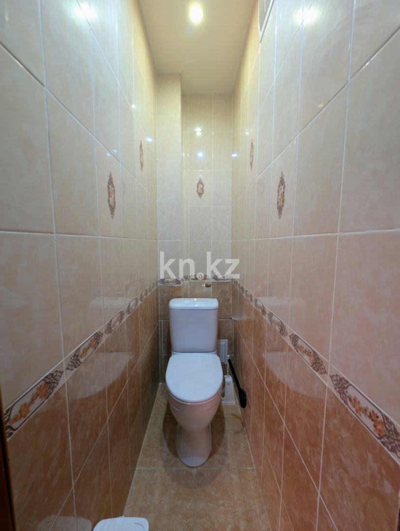 Продажа 3-комнатной квартиры, 62.4 м² в Уральске - фото 13