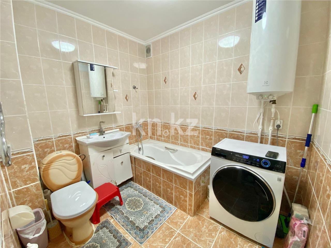 Продажа 4-комнатной квартиры, 76 м², ул. Университетская, дом  17/2 в Караганде - фото 18