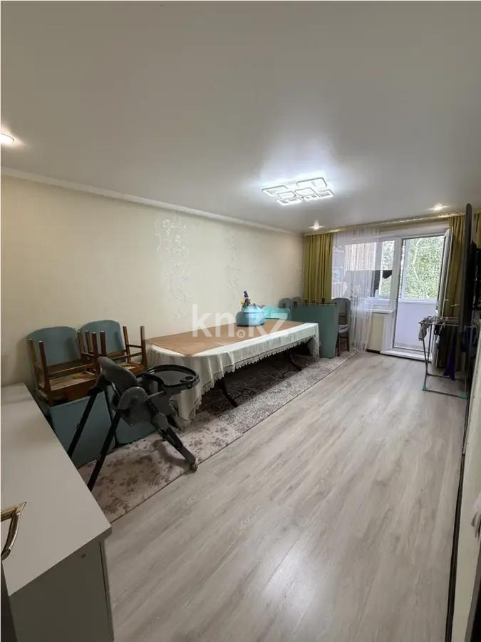 Продажа 3-комнатной квартиры, 62 м², ул. Муканова, дом  16 в Караганде - фото 2