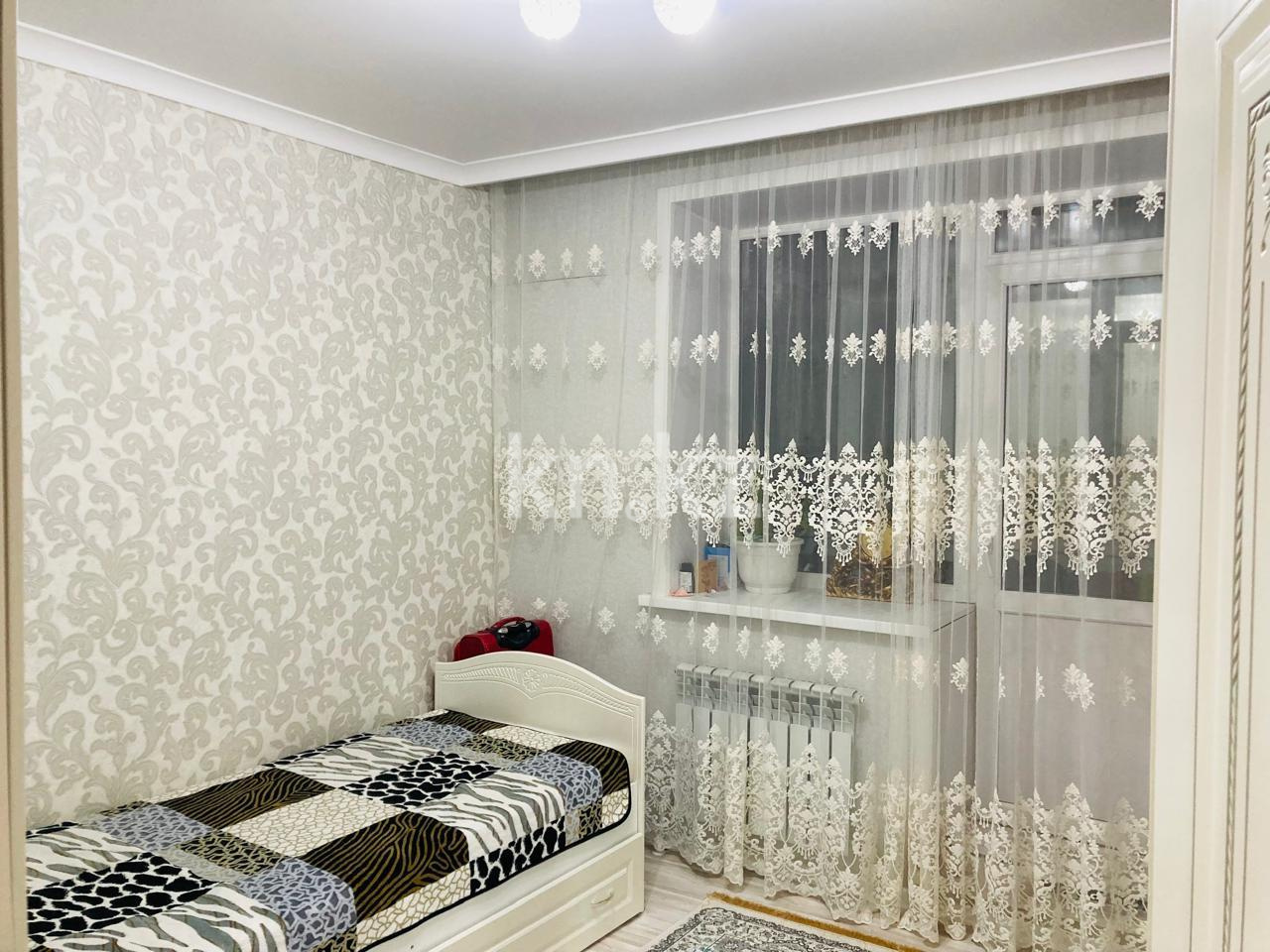 Продажа 4-комнатной квартиры, 87 м², ул. Карбышева в Караганде - фото 8