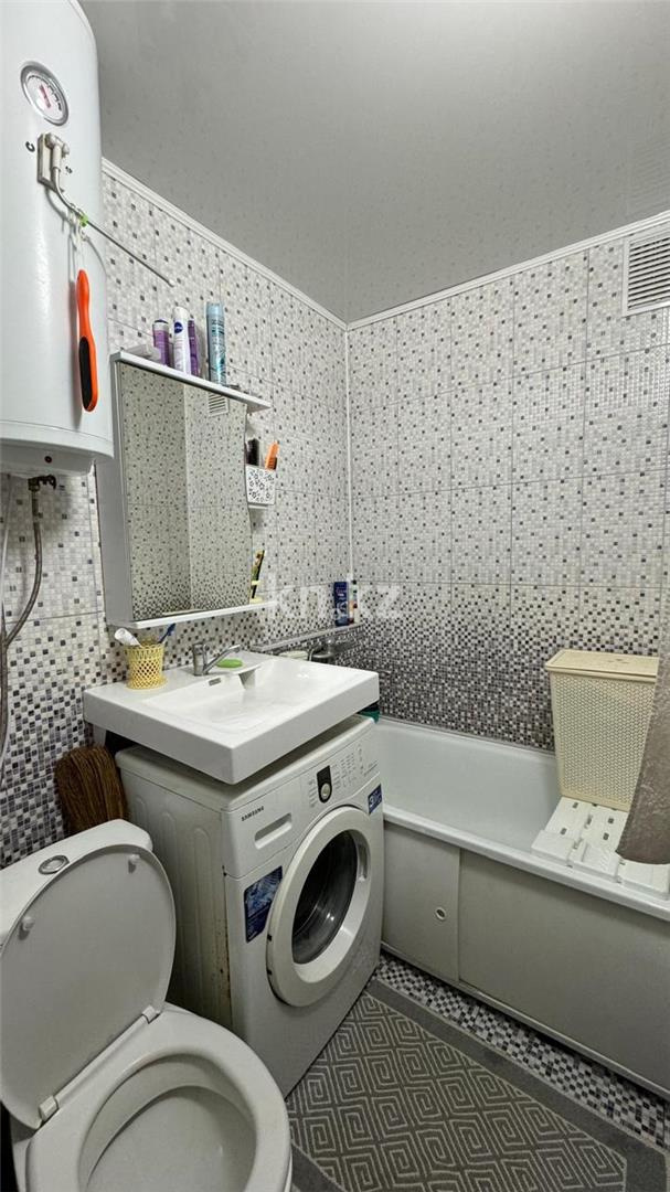 Продажа 3-комнатной квартиры, 62 м², ул. Абая в Темиртау - фото 14