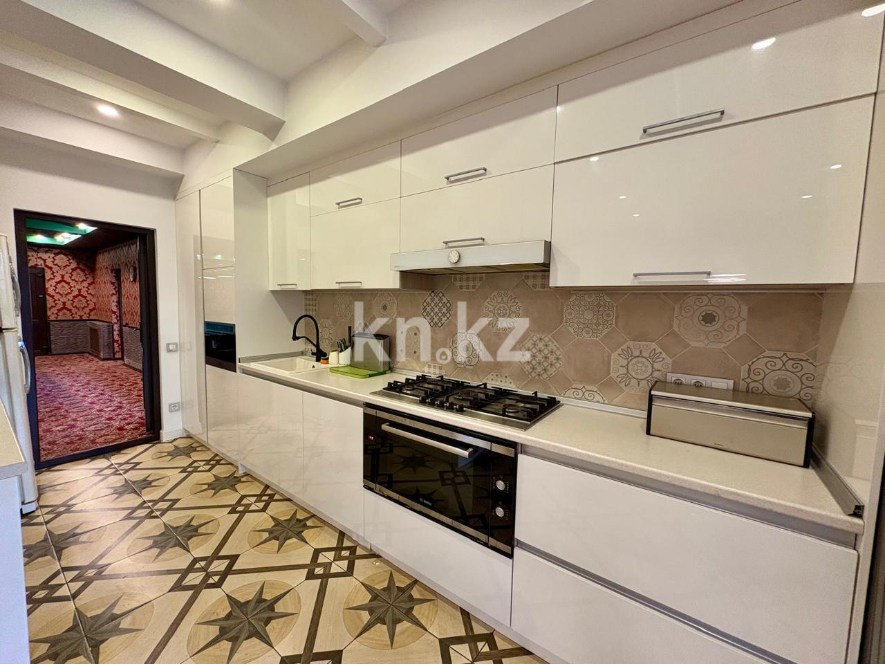 Продажа 5-комнатного дома, 600 м², ул. Кошек батыра в Алматы - фото 36