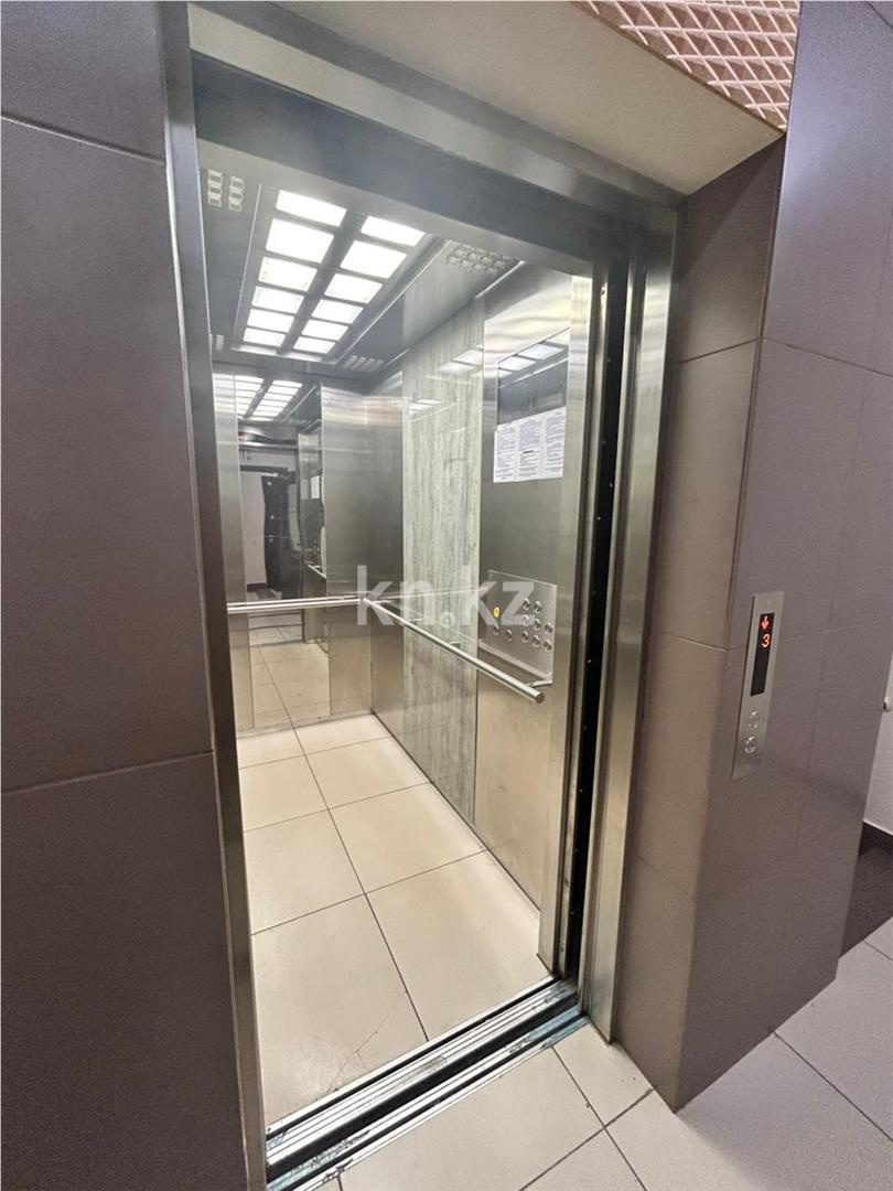 Продажа 4-комнатной квартиры, 110 м², пр. Кабанбай батыра, дом  60а/2 в Астане - фото 15