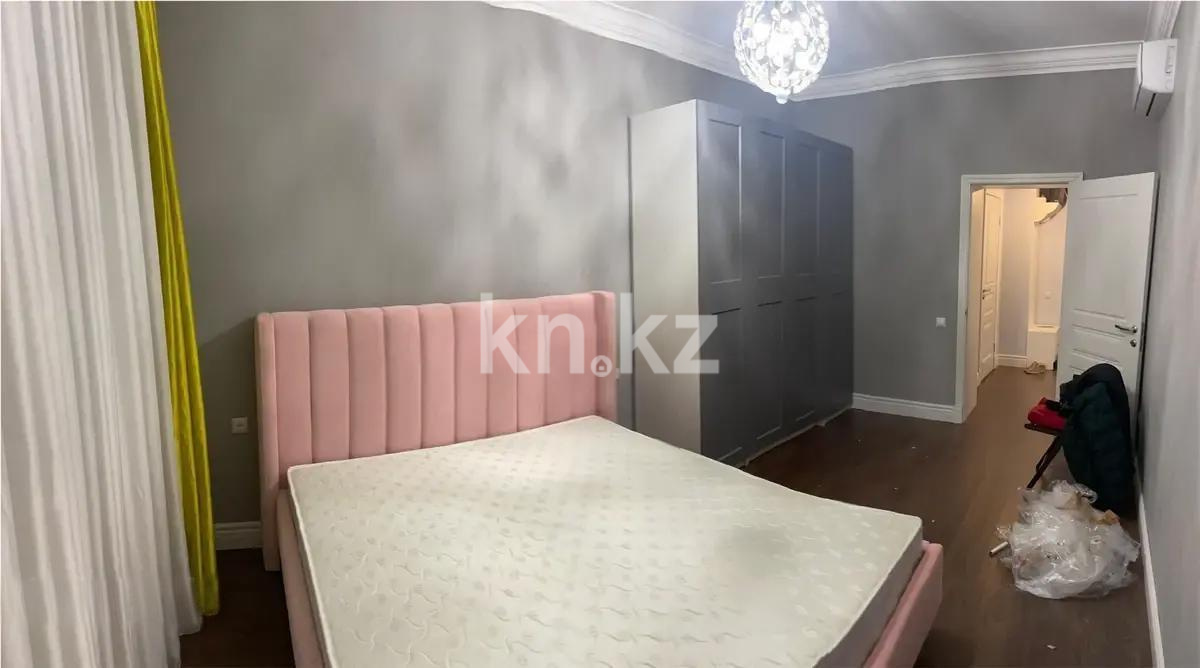 Продажа 3-комнатной квартиры, 83.3 м², ул. Жарокова, дом  230 в Алматы - фото 2