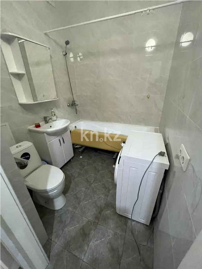 Продажа 2-комнатной квартиры, 46.5 м², пр. Кошкарбаева, дом  27 в Астане - фото 3