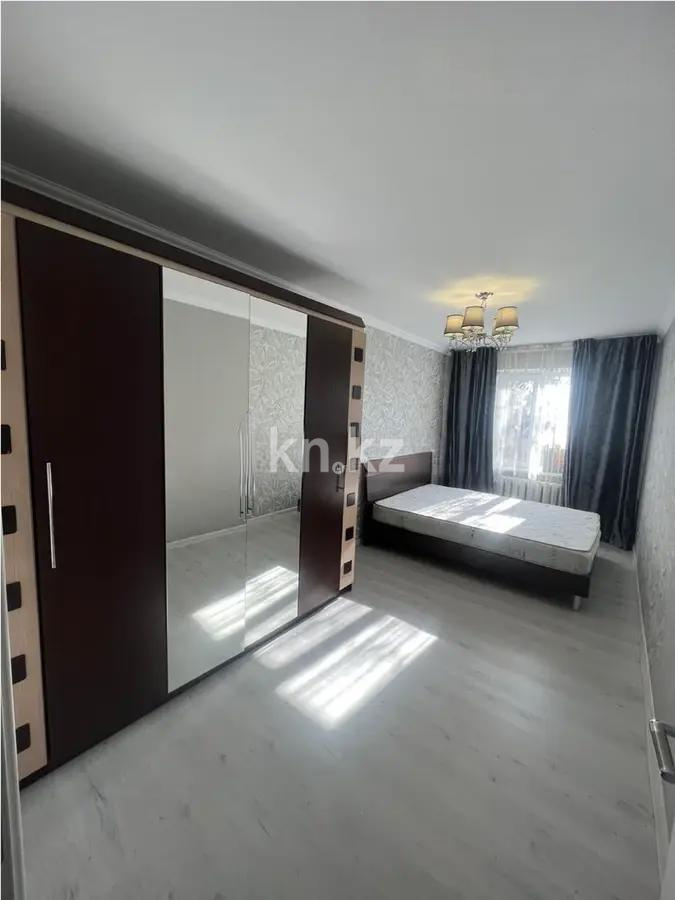 Продажа 3-комнатной квартиры, 60 м², мкр-н Аксай-2, дом  18 в Алматы - фото 2