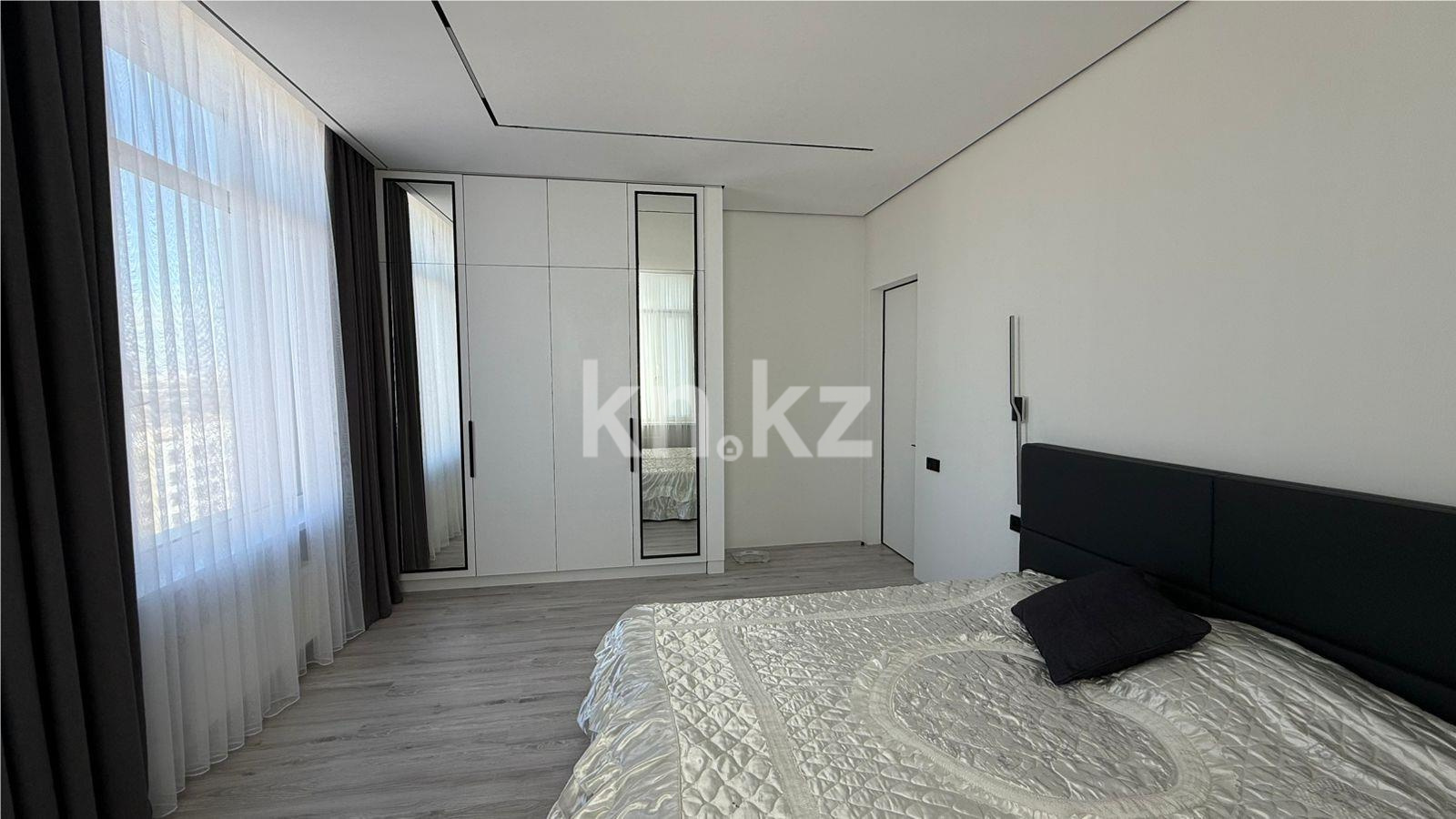 Продажа 3-комнатной квартиры, 103 м², ул. Керей, Жанибек хандар в Астане - фото 4