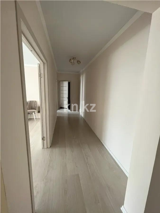 Продажа 2-комнатной квартиры, 70 м², ул. Тургута Озала, дом  194 в Алматы - фото 6