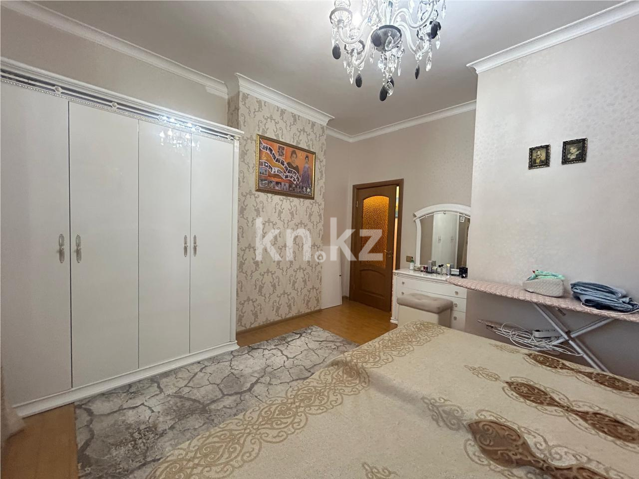 Продажа 3-комнатной квартиры, 100 м², ул. Габдуллина в Астане - фото 4