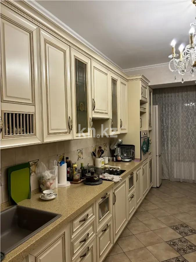 Продажа 4-комнатной квартиры, 161 м², ул. Ходжанова, дом  81 в Алматы - фото 5