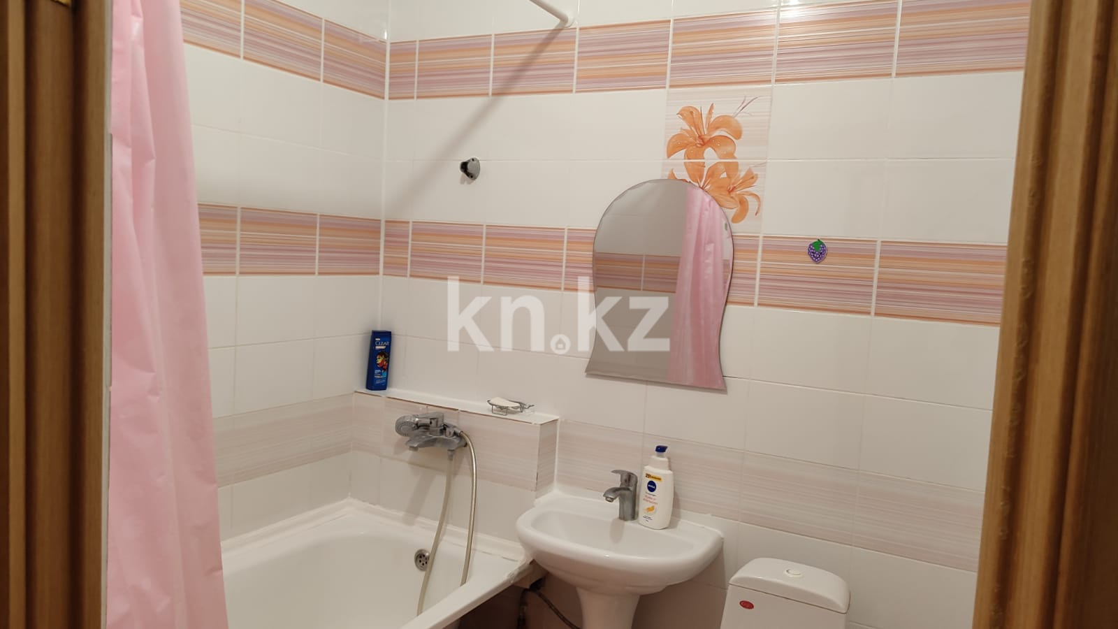 Аренда 1-комнатной квартиры посуточно, 22 м², ул. Отырар, дом  2 - Кенесары. Абая. Республики. в Астане - фото 4