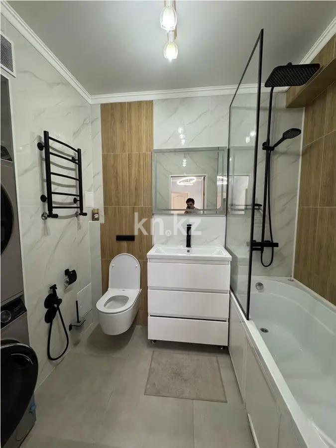 Продажа 3-комнатной квартиры, 77 м², ул. Халиуллина, дом  196/1 в Алматы - фото 4