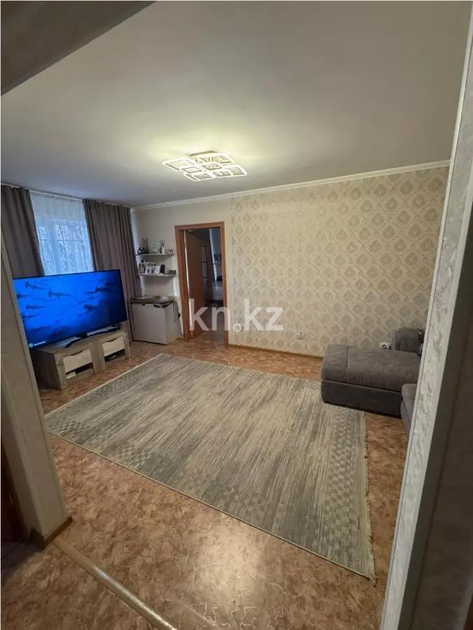 Продажа 2-комнатной квартиры, 42 м², ул. Мустафина, дом  3 в Караганде