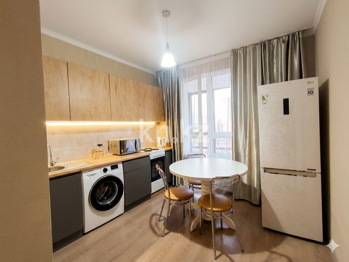 Аренда 1-комнатной квартиры посуточно, 39 м² в Астане
