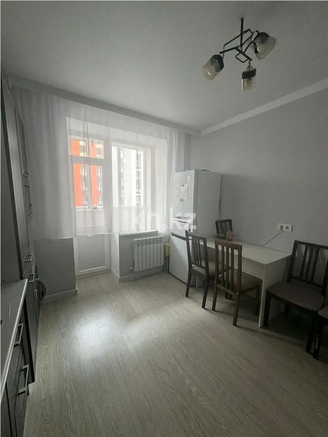 Продажа 1-комнатной квартиры, 38 м², ул. Байтурсынова, дом  36а в Астане - фото 2