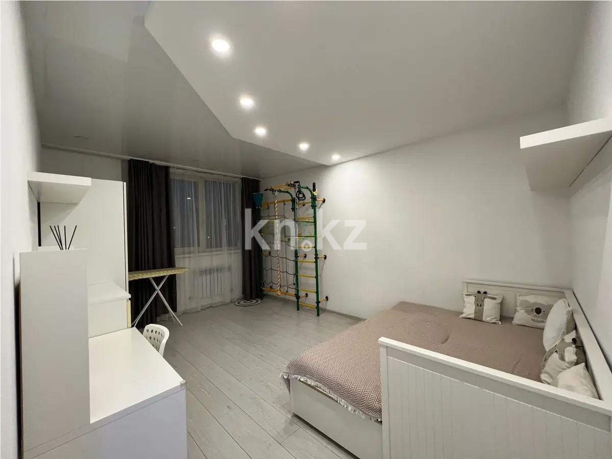 Продажа 2-комнатной квартиры, 63 м², ул. Жарокова, дом  230 в Алматы - фото 2