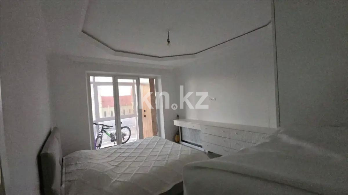 Продажа 3-комнатной квартиры, 84 м², ул. Сатыбалдина, дом  28/4 в Караганде - фото 2