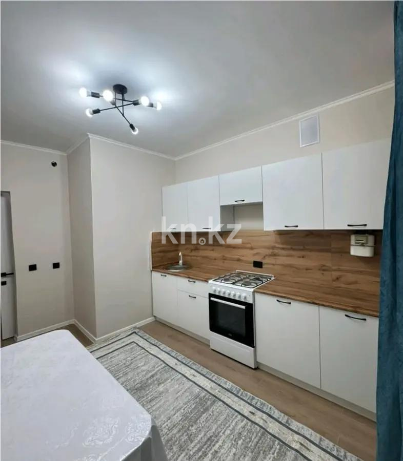 Продажа 4-комнатной квартиры, 98.2 м², пр. Абылай хана, дом  5/2 в Астане - фото 2