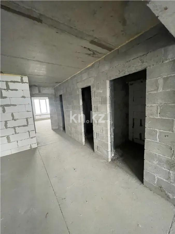 Продажа 3-комнатной квартиры, 80 м², ул. Ауэзова, дом  2/8 в Алматы - фото 3