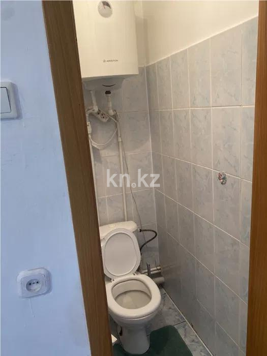 Продажа 2-комнатной квартиры, 56 м², мкр-н Голубые Пруды, дом  12 в Караганде - фото 5