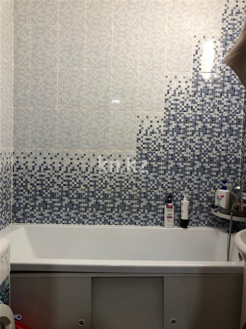 Продажа 2-комнатной квартиры, 54 м², мкр. Степной-2, дом  1 в Караганде - фото 8