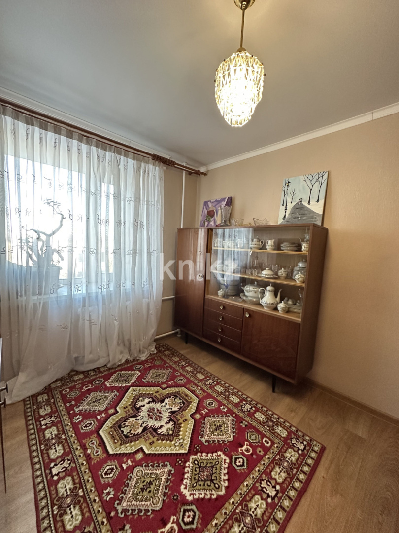 Продажа 3-комнатной квартиры, 58 м², ул. Гапеева, дом  19 в Караганде - фото 9