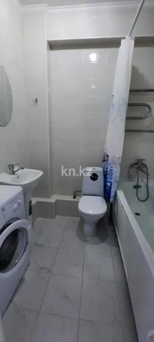 Продажа 1-комнатной квартиры, 40 м², ул. Есенова, дом  160/3 в Алматы - фото 3