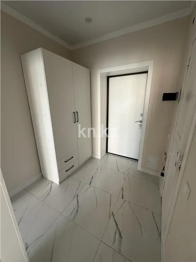 Продажа 1-комнатной квартиры, 35 м², ул. Нажимеденова, дом  17 в Астане - фото 6