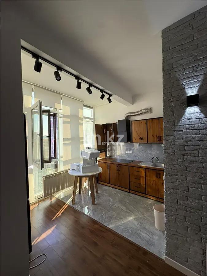 Продажа 2-комнатной квартиры, 65 м², ул. Айтеке би, дом  11 в Астане - фото 3