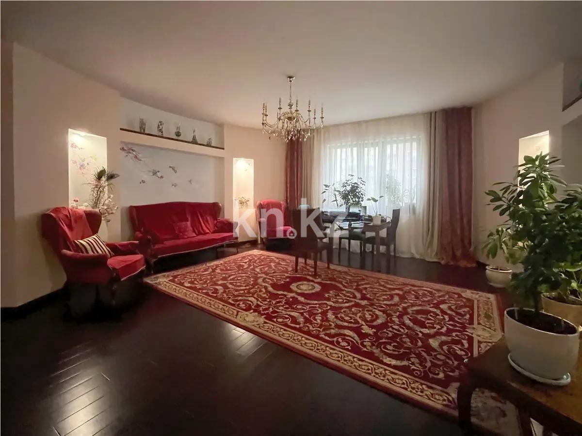 Продажа 4-комнатной квартиры, 133.4 м², пр. Кабанбай батыра, дом  7/2 в Астане